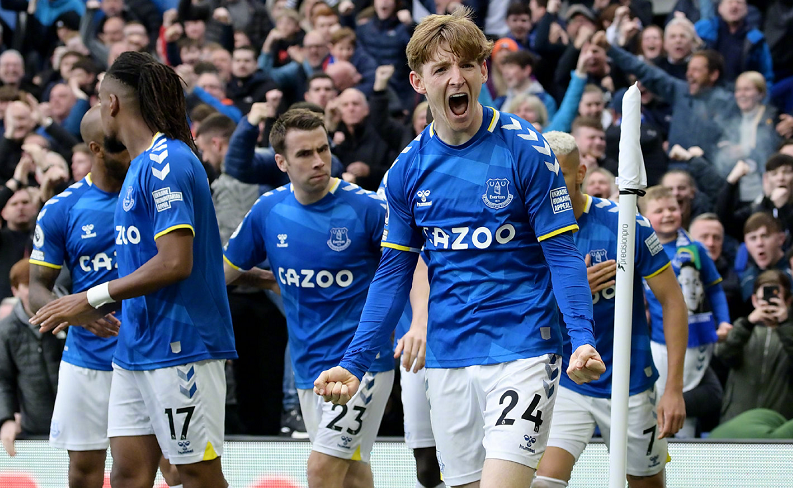 利物浦vs布莱顿前瞻：萨拉赫问题解决 利物浦主场擒拿海鸥（利物浦vs布莱顿前瞻：萨拉赫难题解除，红军主场有望拿下海鸥）