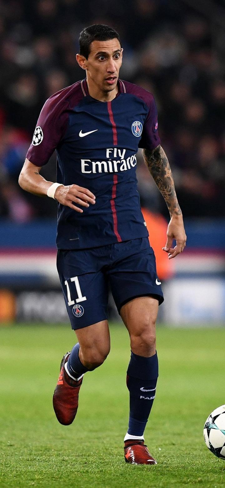 半场战报：斯图加特2-2奥格斯堡，昂达夫，米特尔施泰特点射，马森戈、法比安-里德破门（半场战况：斯图加特2-2奥格斯堡，昂达夫破门、米特尔施泰特点射，马森戈与法比安-里德回敬）