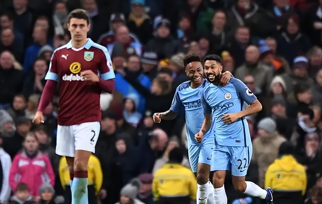 明年征战中超？黄希扬：没考虑那么多，得跟铜梁龙进一步沟通（明年踢中超？黄希扬：暂未多想，仍需与铜梁龙进一步沟通）