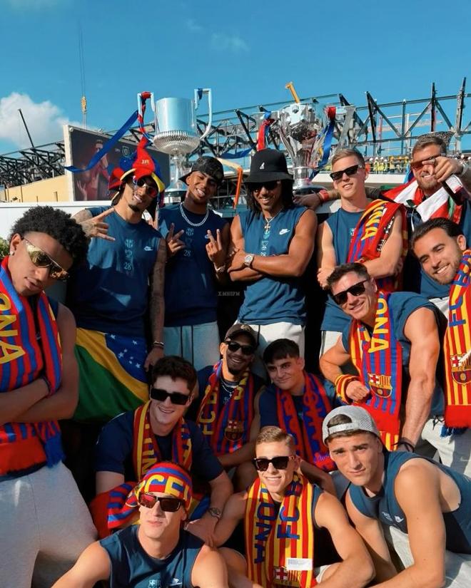 德国队官方：基米希右脚踝囊受伤，将随队前往卢森堡但不上场（德国队官宣：基米希右踝关节囊受伤，随队赴卢森堡但不会出战）