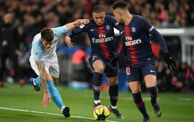 半场战报：塞尔塔1-0博洛尼亚，萨拉戈萨破门（半场快报：塞尔塔1-0领先博洛尼亚，萨拉戈萨建功）