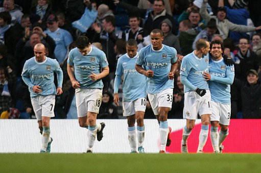 克林斯曼：看好葡萄牙夺得世界杯；希望内马尔为巴西出战（克林斯曼看好葡萄牙问鼎世界杯，盼内马尔为巴西披挂上阵）