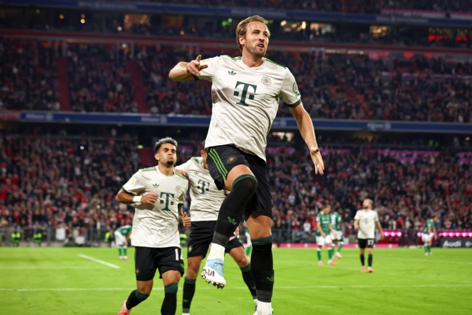 早报：悲欢并不相通（早间速递：悲喜各自为营）