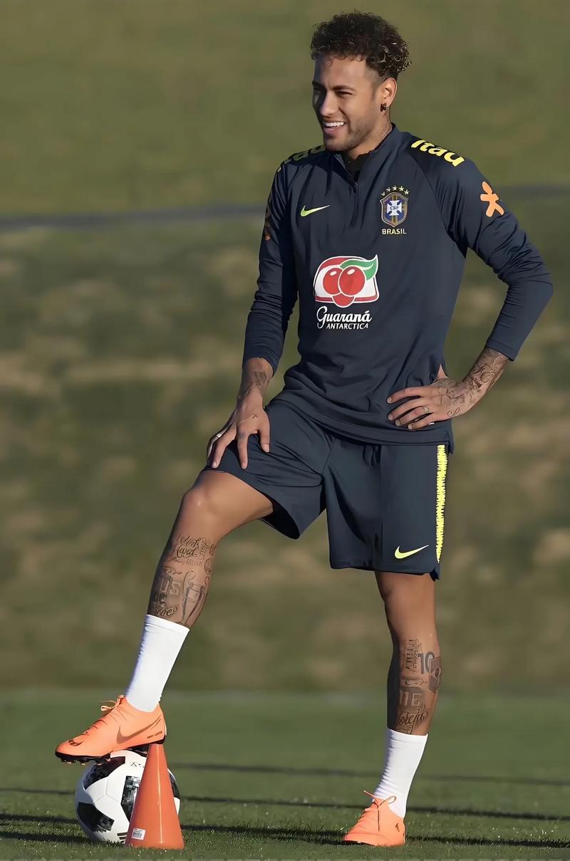 本特克：纯粹从足球的角度来看，我完全有理由入选国家队（本特克：从纯足球层面看，我理应入选国家队）