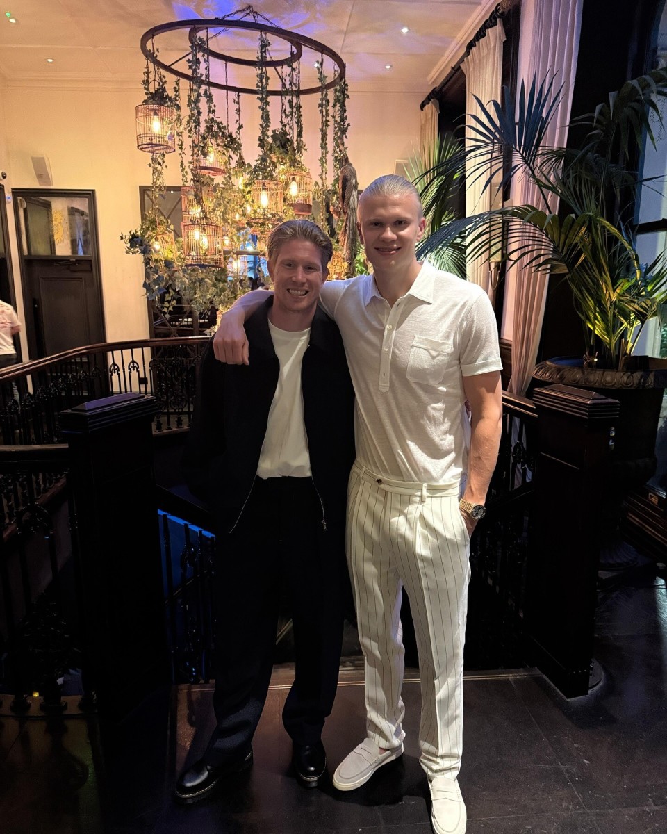 世体：比利时专家乐观看待亚马尔耻骨炎，认为巴萨治疗很及时（世体：比利时专家看好亚马尔耻骨炎康复，称巴萨治疗及时到位）